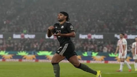 曼联大规模裁员200人，预期节省3600万镑，补偿支出或达860万镑